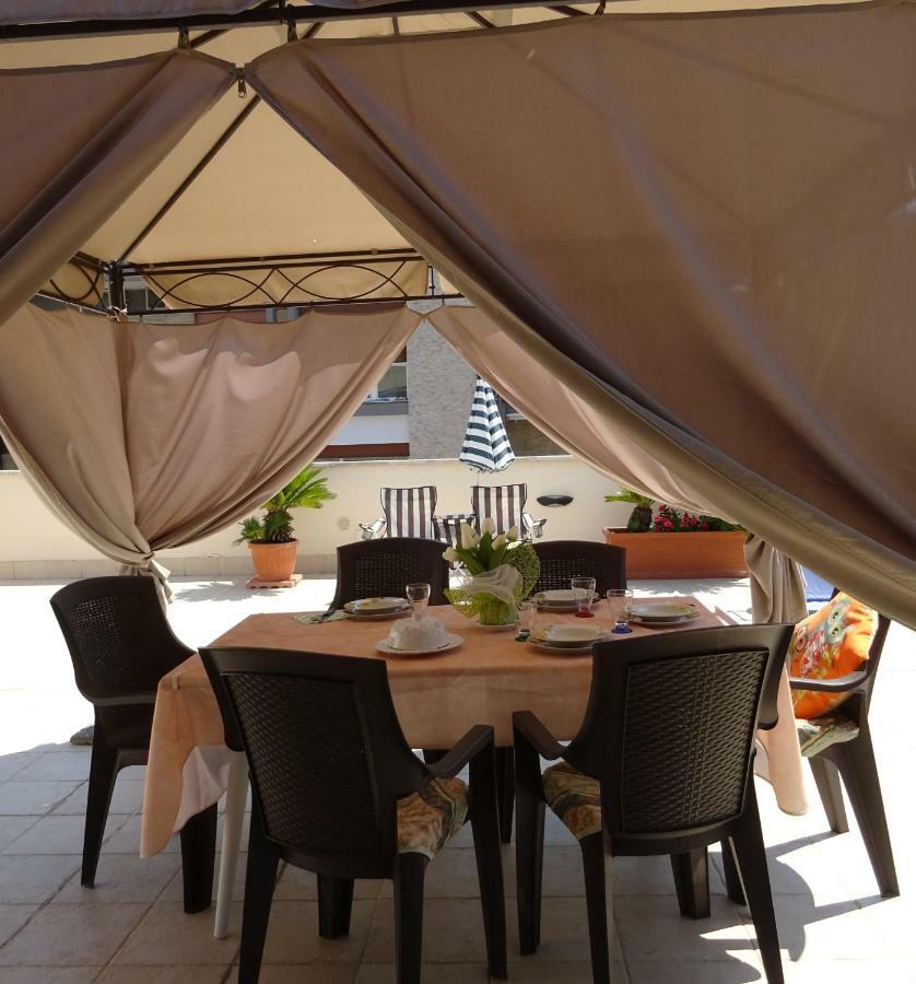 Apartmán Vuemme 97 Bari Exteriér fotografie